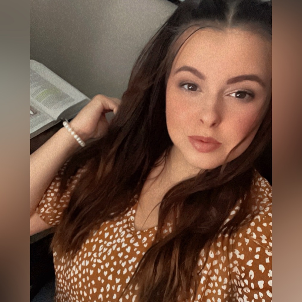 Meet your Posher, Stevie christine